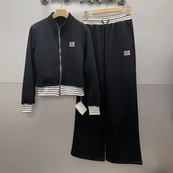 Miu Miu Black and White Striped Casual Suit, Size S. - Picture 7 of 7